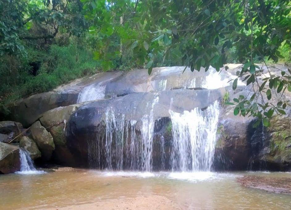 Govinda Moeda Pousada Luaran gambar